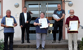 Gerd Dobesch, Anton Weis